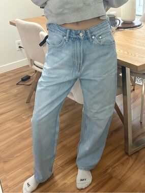 H&M Light Blue Loose High-Rise Barrel Jean